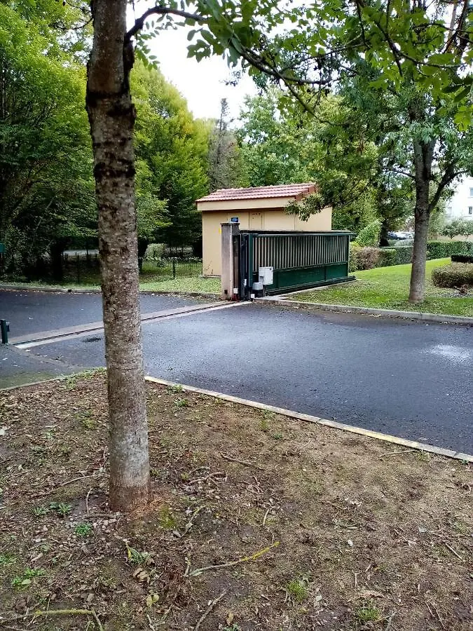 Les Berges Du Lac Apartment Bellerive-sur-Allier